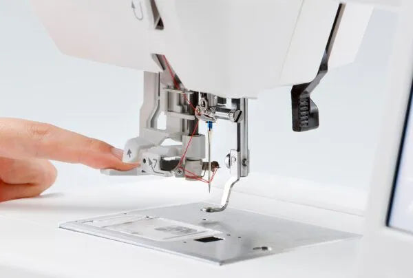 Janome MC100E