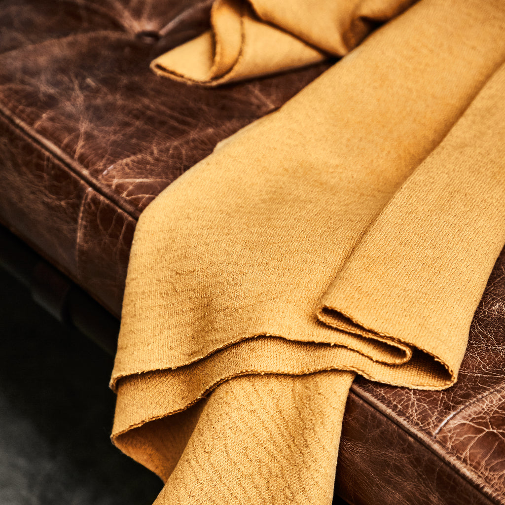 Organic woolen mold sweat mosterd
