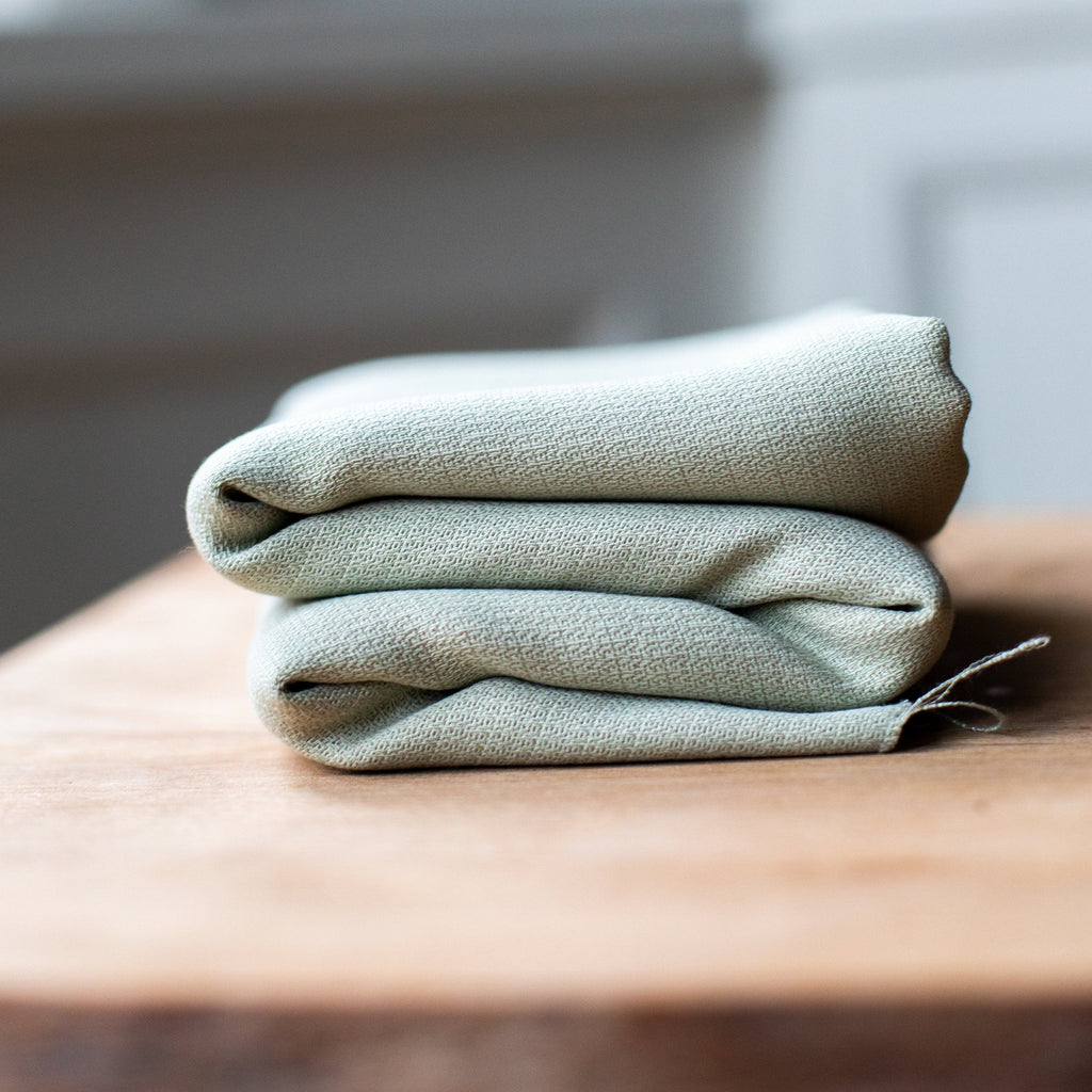 Soft grain jacquard mint